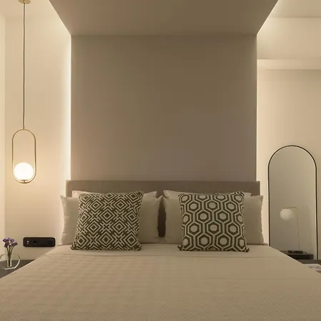 Leste Urban Living, A Stylish For 2, Centraly Located, With Private Parking! Apartment